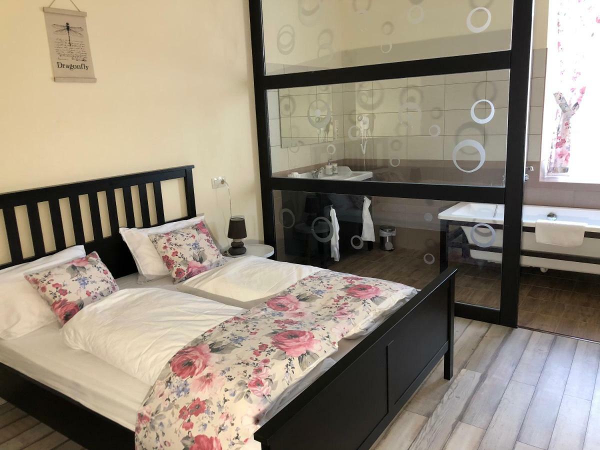 Dunakavics Boutique Apartman Szentendre Ngoại thất bức ảnh