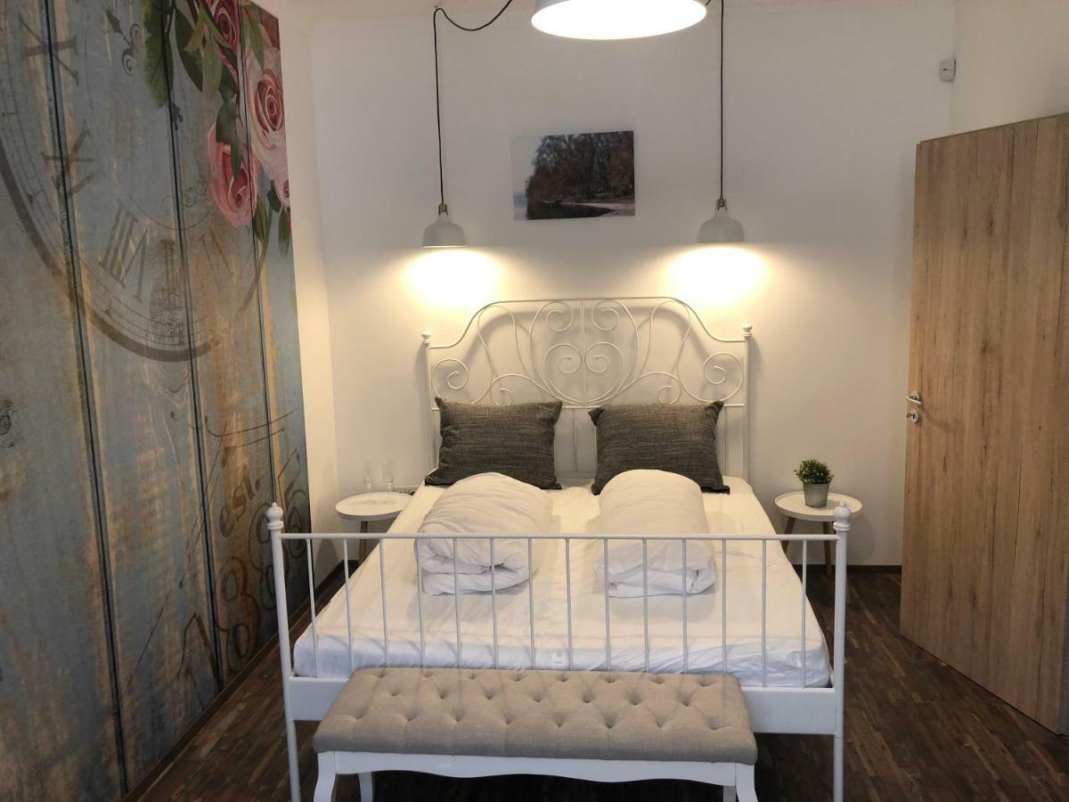 Dunakavics Boutique Apartman Szentendre Ngoại thất bức ảnh